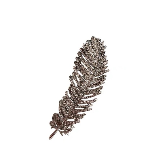 Feather hair clip